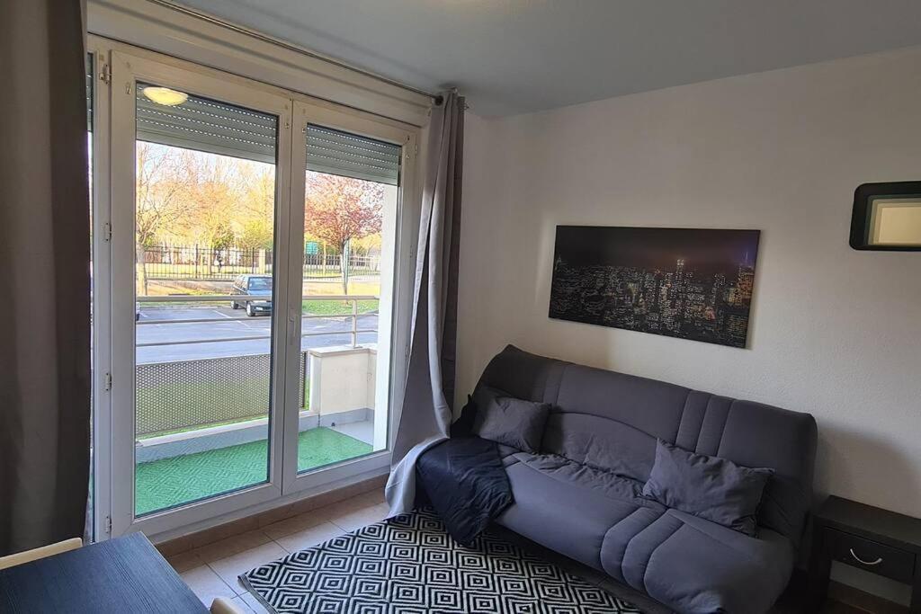 B210 Appartement Disneyland Paris Parking Et Wifi Montévrain Exterior photo