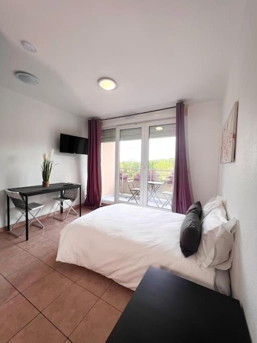 B210 Appartement Disneyland Paris Parking Et Wifi Montévrain Exterior photo