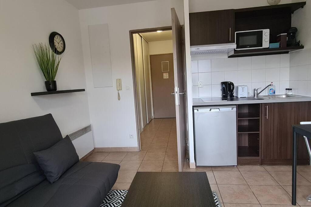 B210 Appartement Disneyland Paris Parking Et Wifi Montévrain Exterior photo